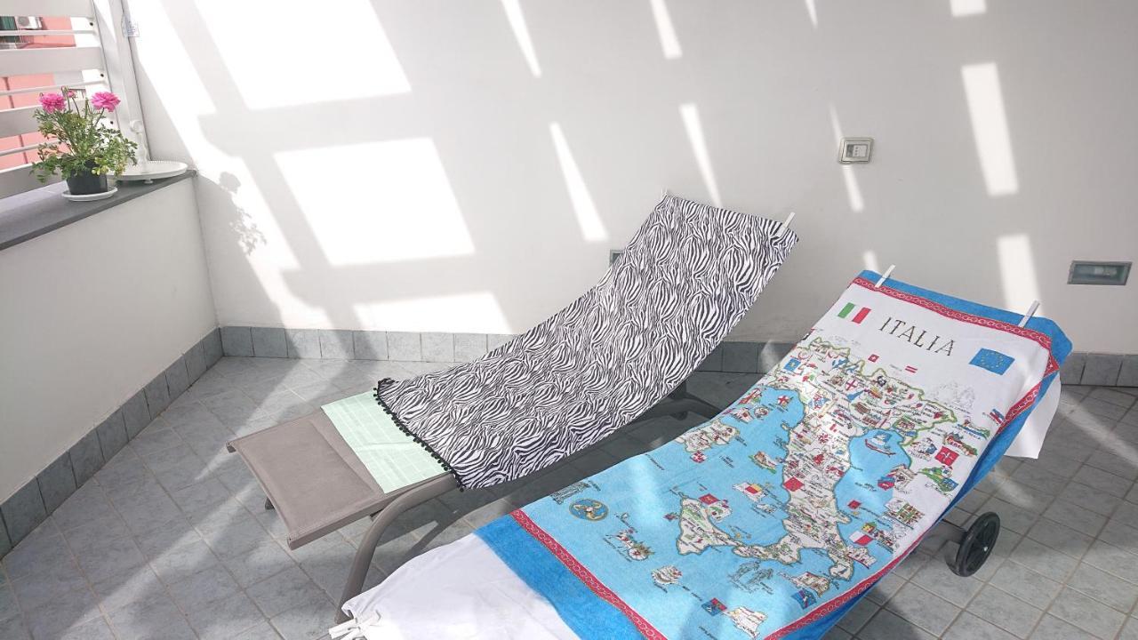 Sky-Terrace In Central Station, 3 Bedrooms Neapel Exterior foto